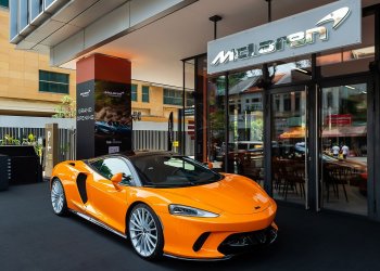 Vinamr Genuine McLaren GT